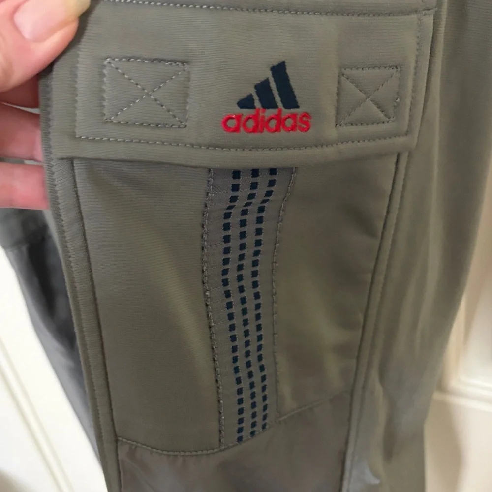 adidas Originals Grey Cargo Pants with Dark Side Panels - Picture 3 of 5